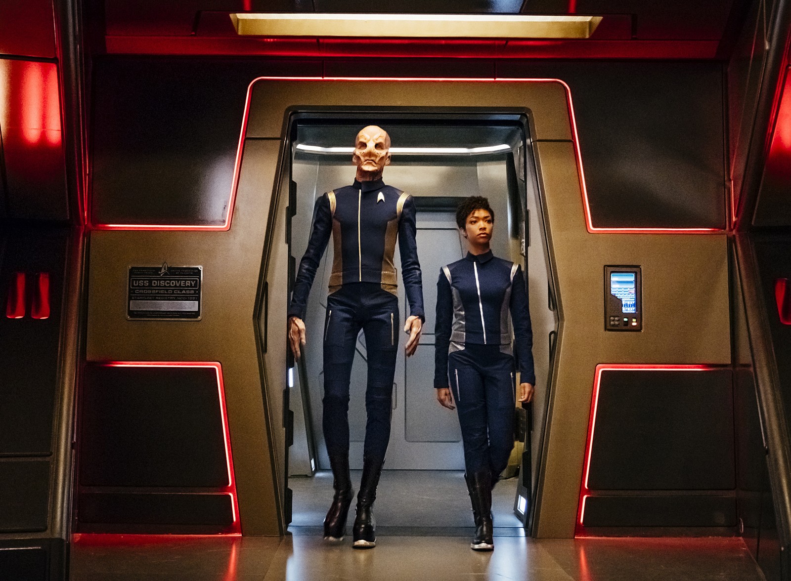 StarTrekDiscovery_Season1_1x04-TheButchersKnifeCaresNotForTheLambsCry_0011_MQ.jpg