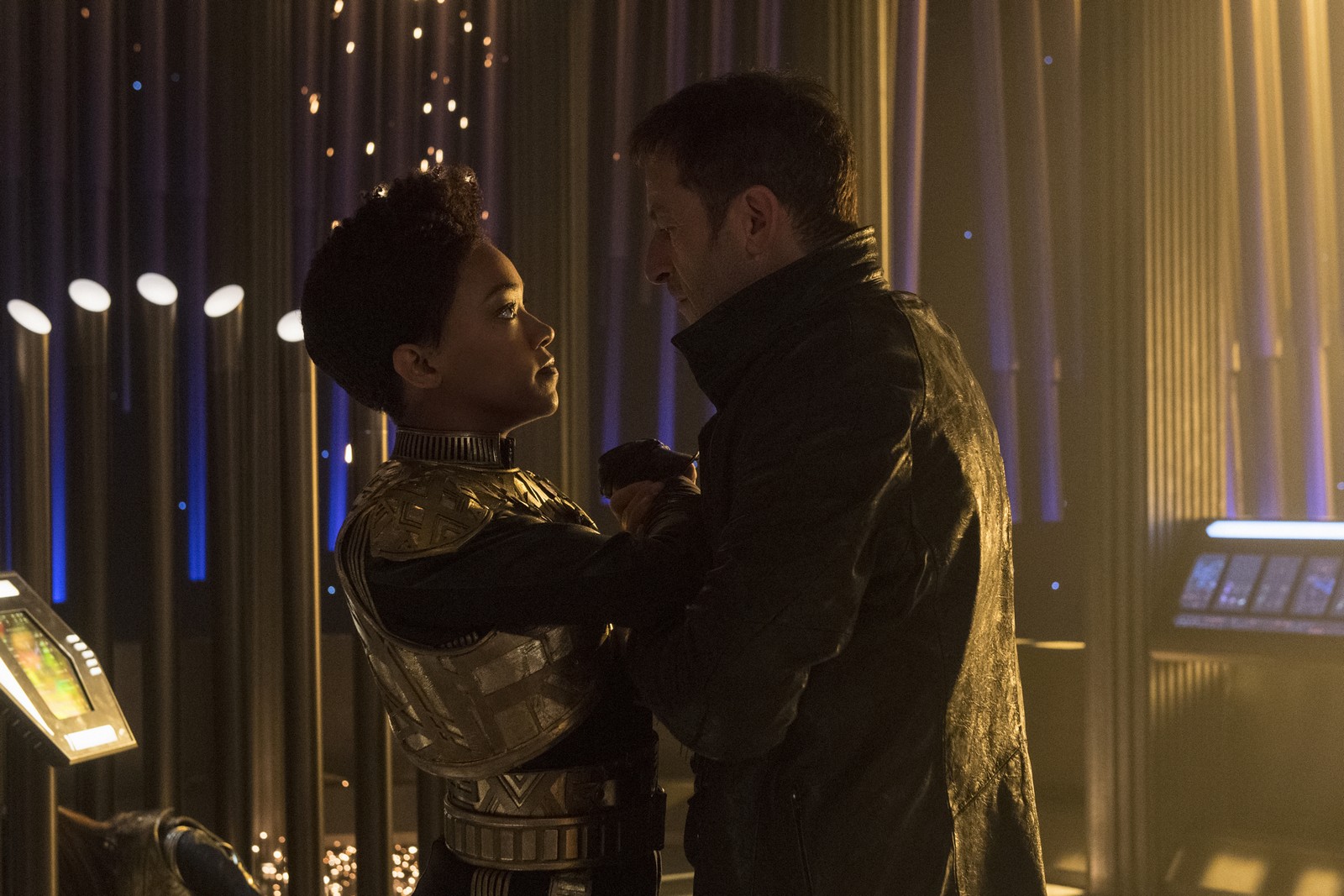 StarTrekDiscovery_Season1_1x13-WhatsPastIsPrologue_0006_MQ.jpg