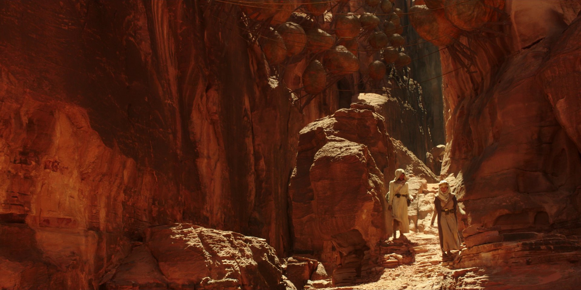 extant_StarTrekDiscovery_1x01-AVulcanHello_0245.jpg