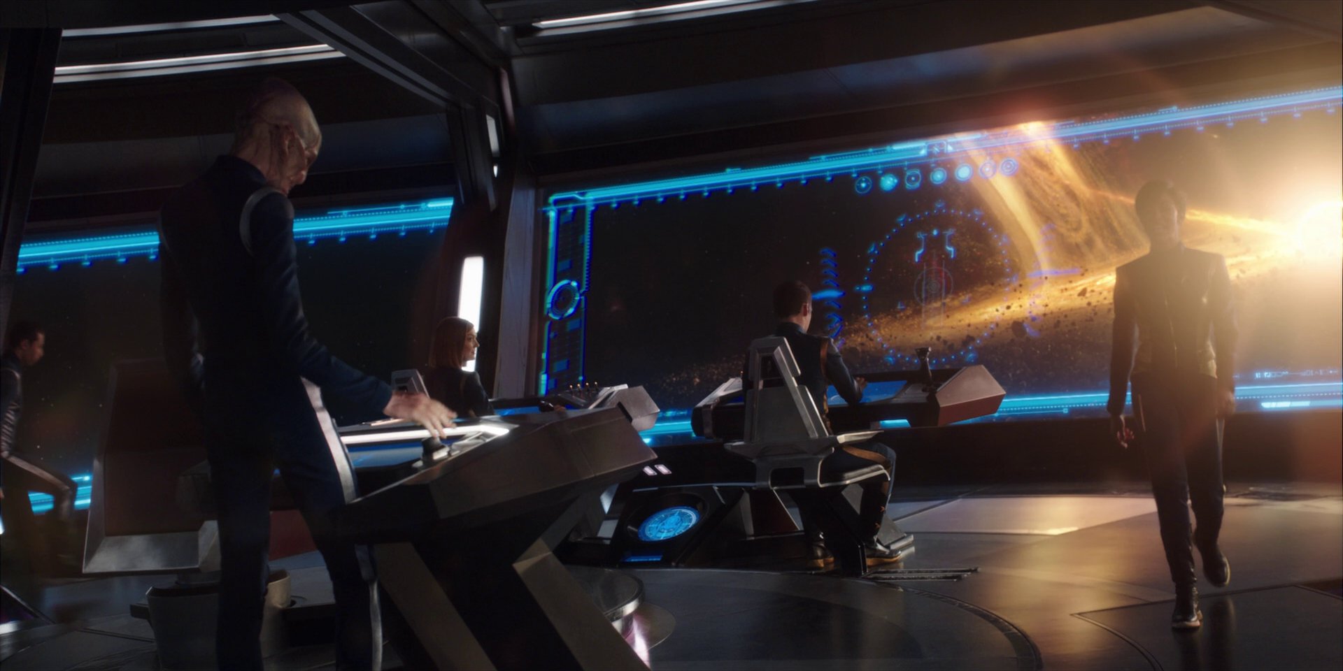 extant_StarTrekDiscovery_1x01-AVulcanHello_0751.jpg