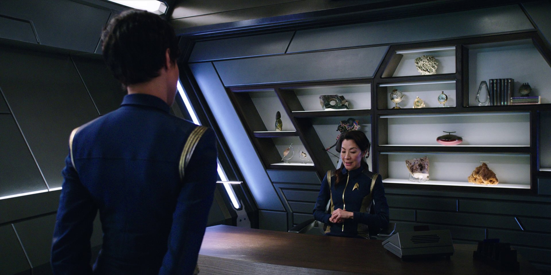 extant_StarTrekDiscovery_1x01-AVulcanHello_0781.jpg