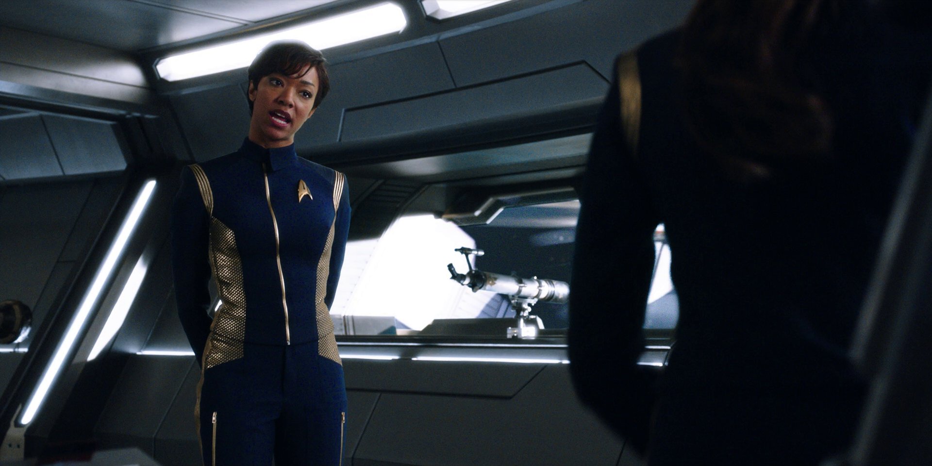 extant_StarTrekDiscovery_1x01-AVulcanHello_0802.jpg