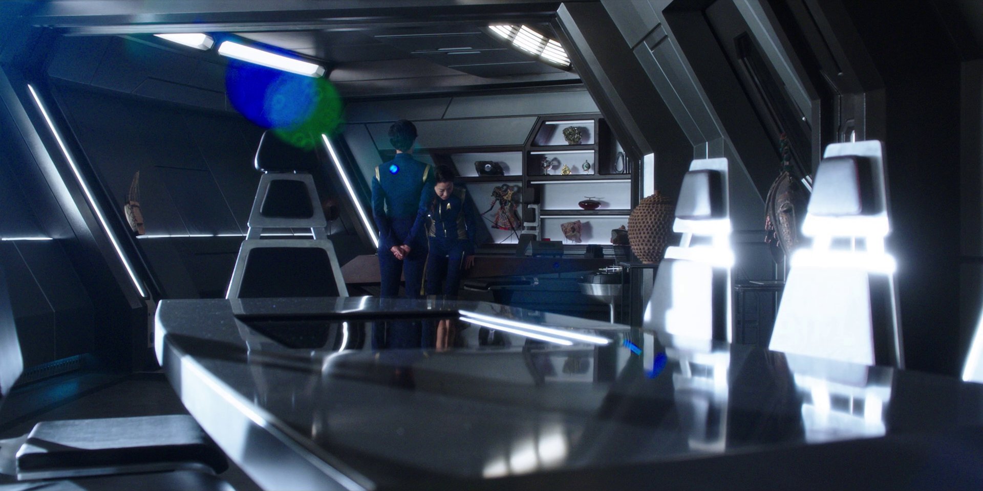extant_StarTrekDiscovery_1x01-AVulcanHello_0810.jpg