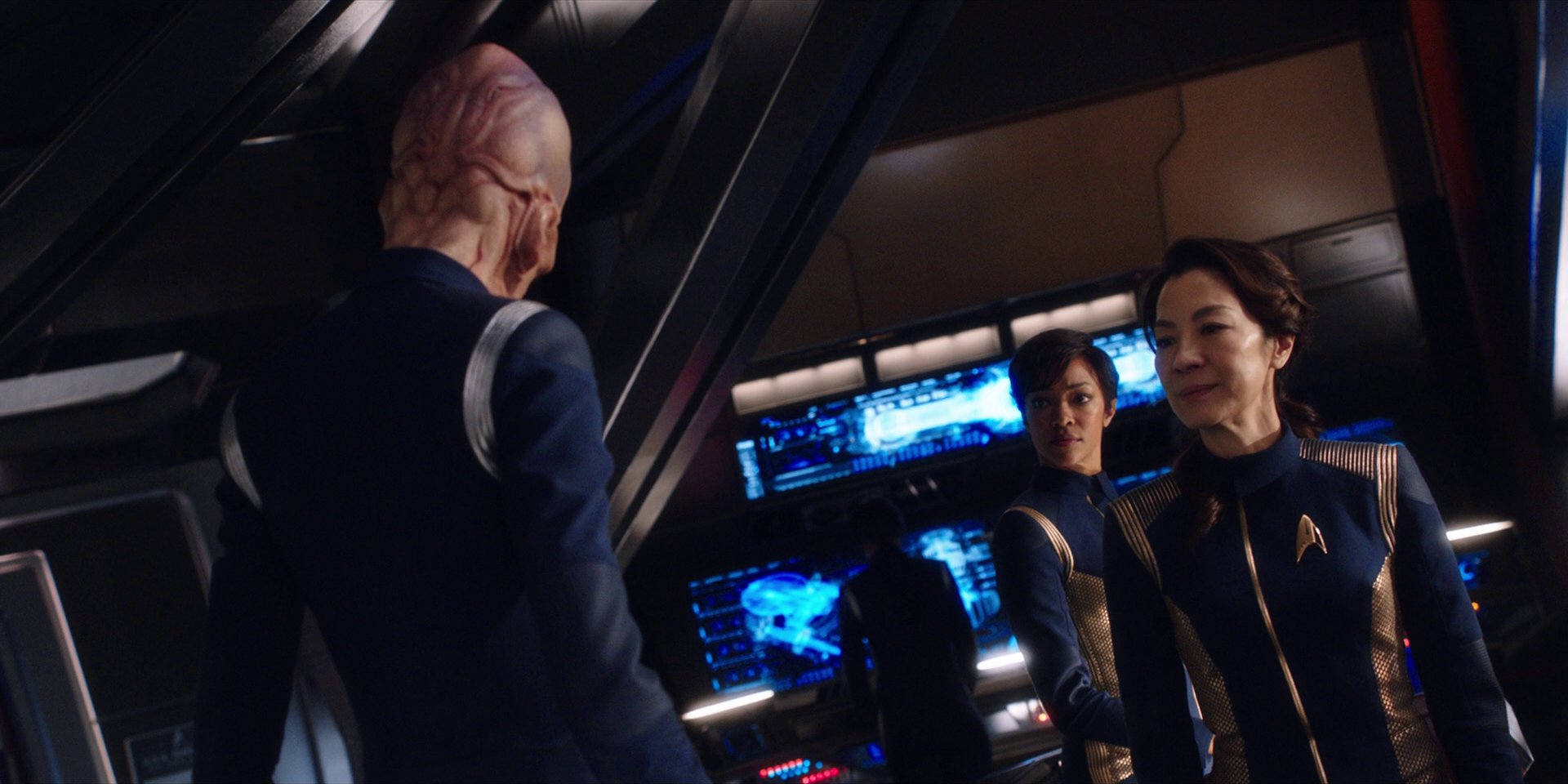 extant_StarTrekDiscovery_1x01-AVulcanHello_0851.jpg