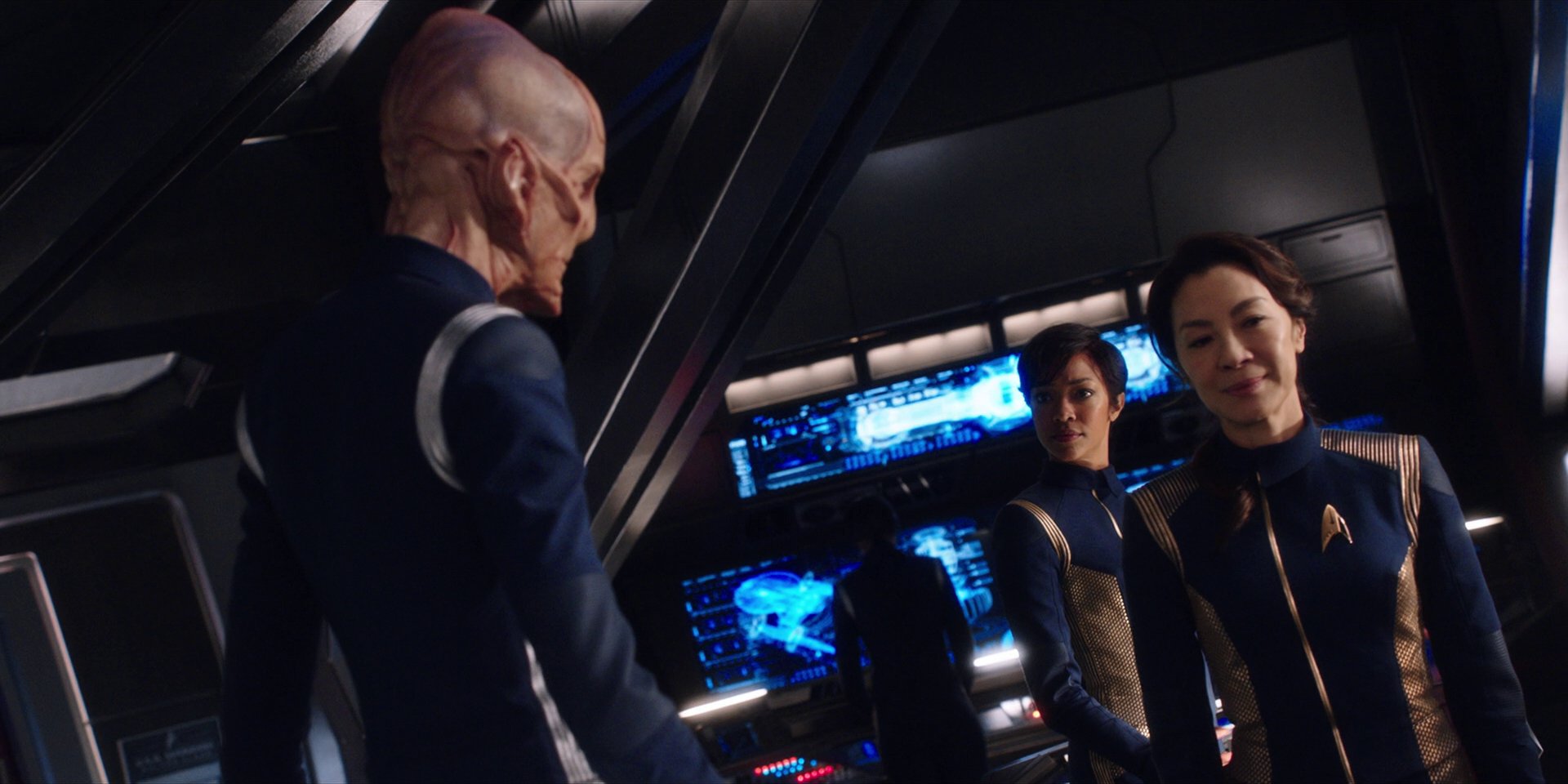 extant_StarTrekDiscovery_1x01-AVulcanHello_0852.jpg