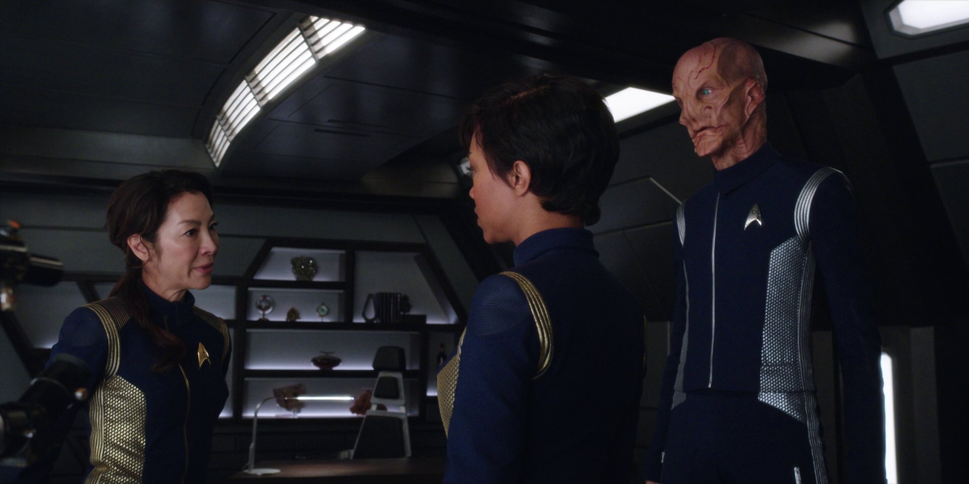 extant_StarTrekDiscovery_1x01-AVulcanHello_1053.jpg