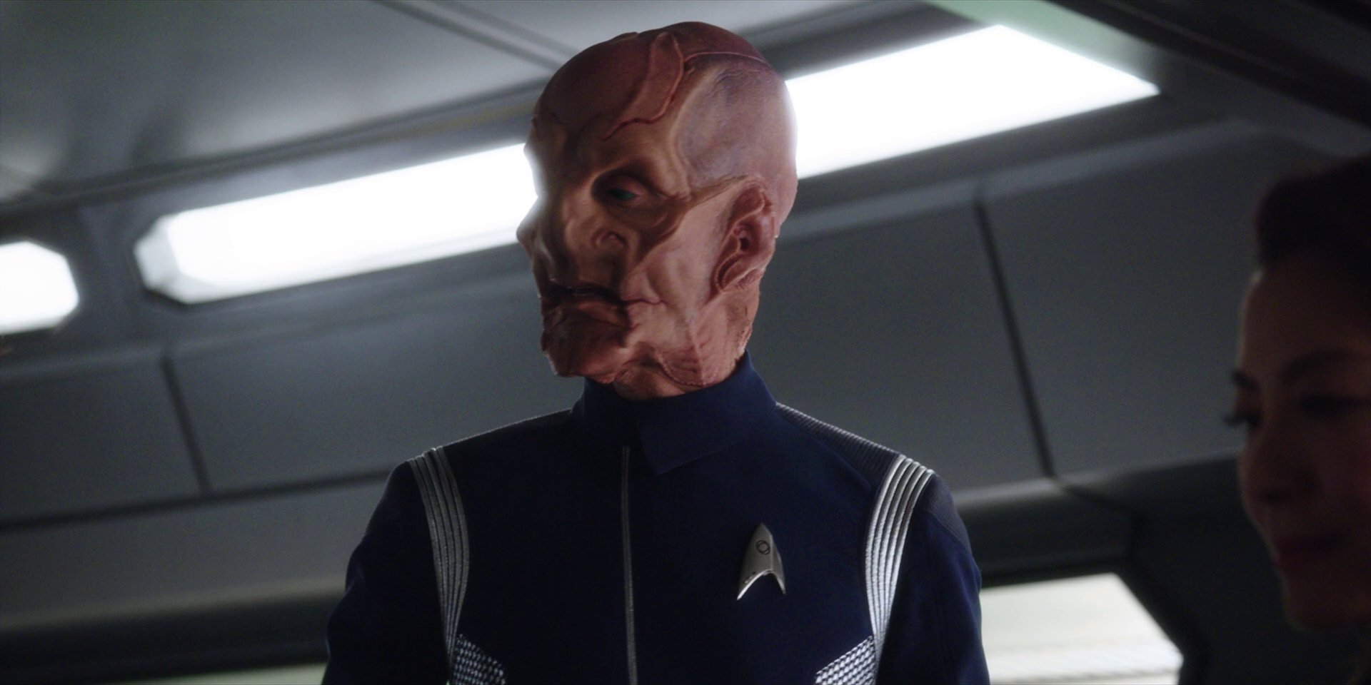 extant_StarTrekDiscovery_1x01-AVulcanHello_1127.jpg