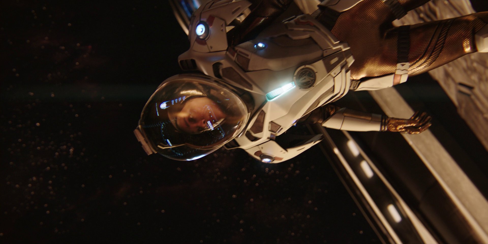 extant_StarTrekDiscovery_1x01-AVulcanHello_1343.jpg