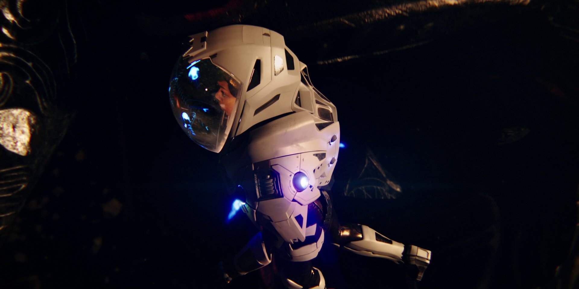 extant_StarTrekDiscovery_1x01-AVulcanHello_1642.jpg