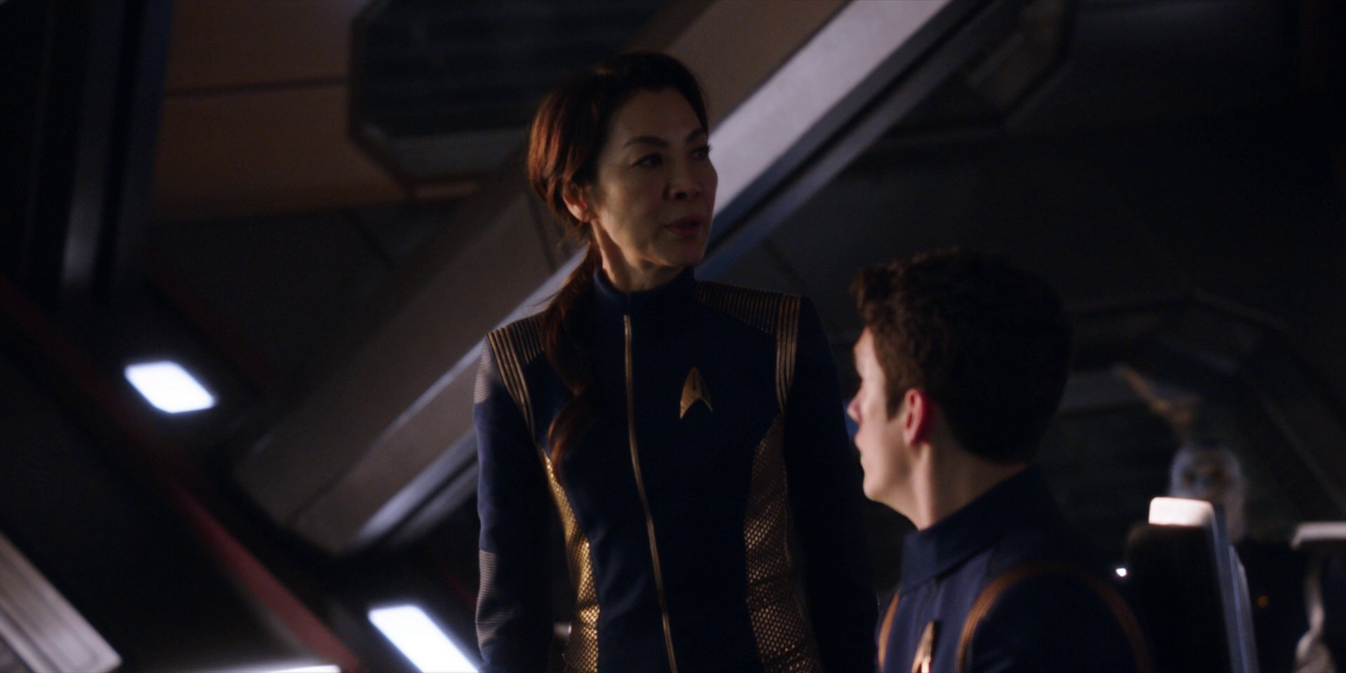 extant_StarTrekDiscovery_1x01-AVulcanHello_1888.jpg