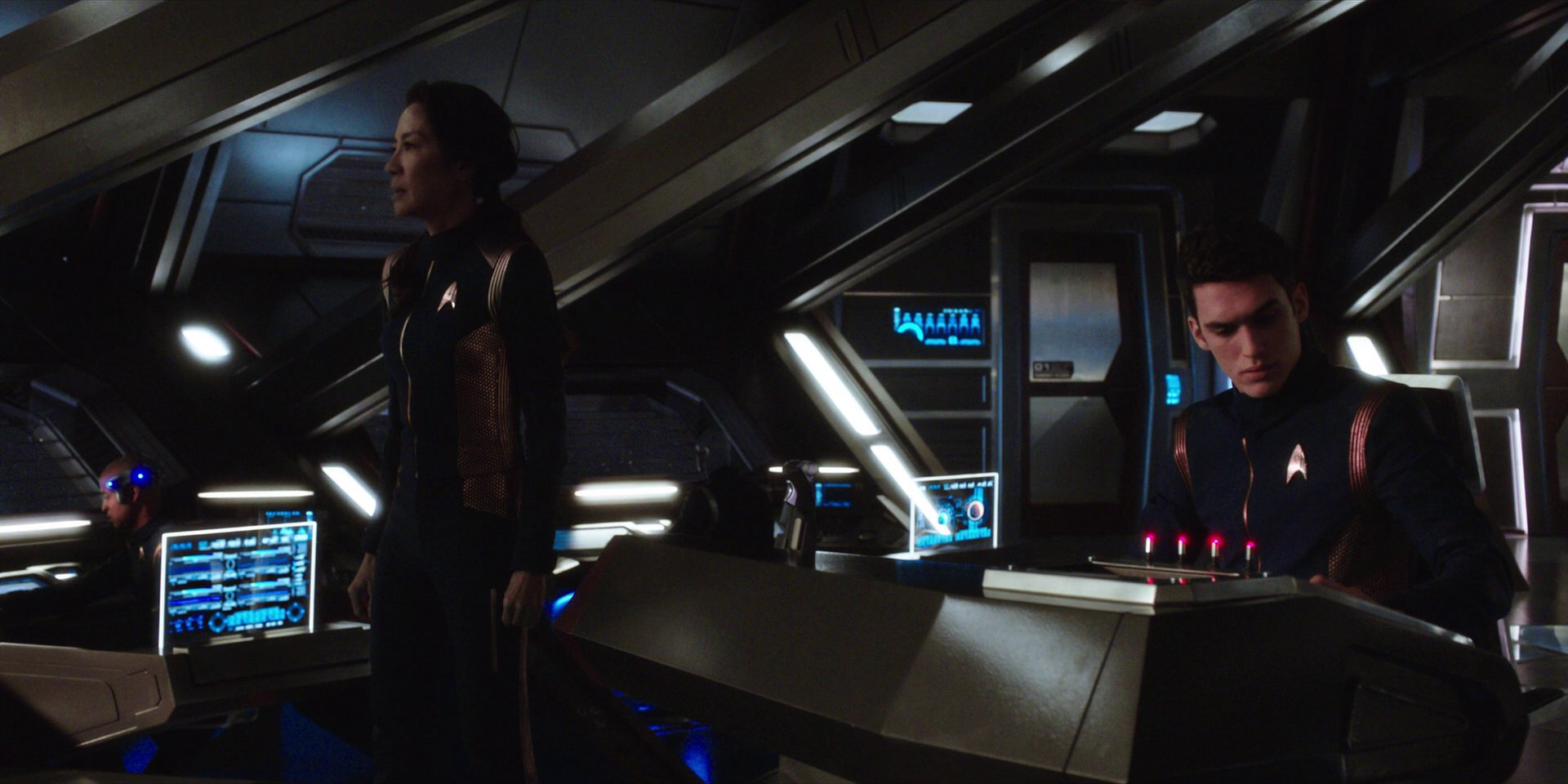 extant_StarTrekDiscovery_1x01-AVulcanHello_1903.jpg