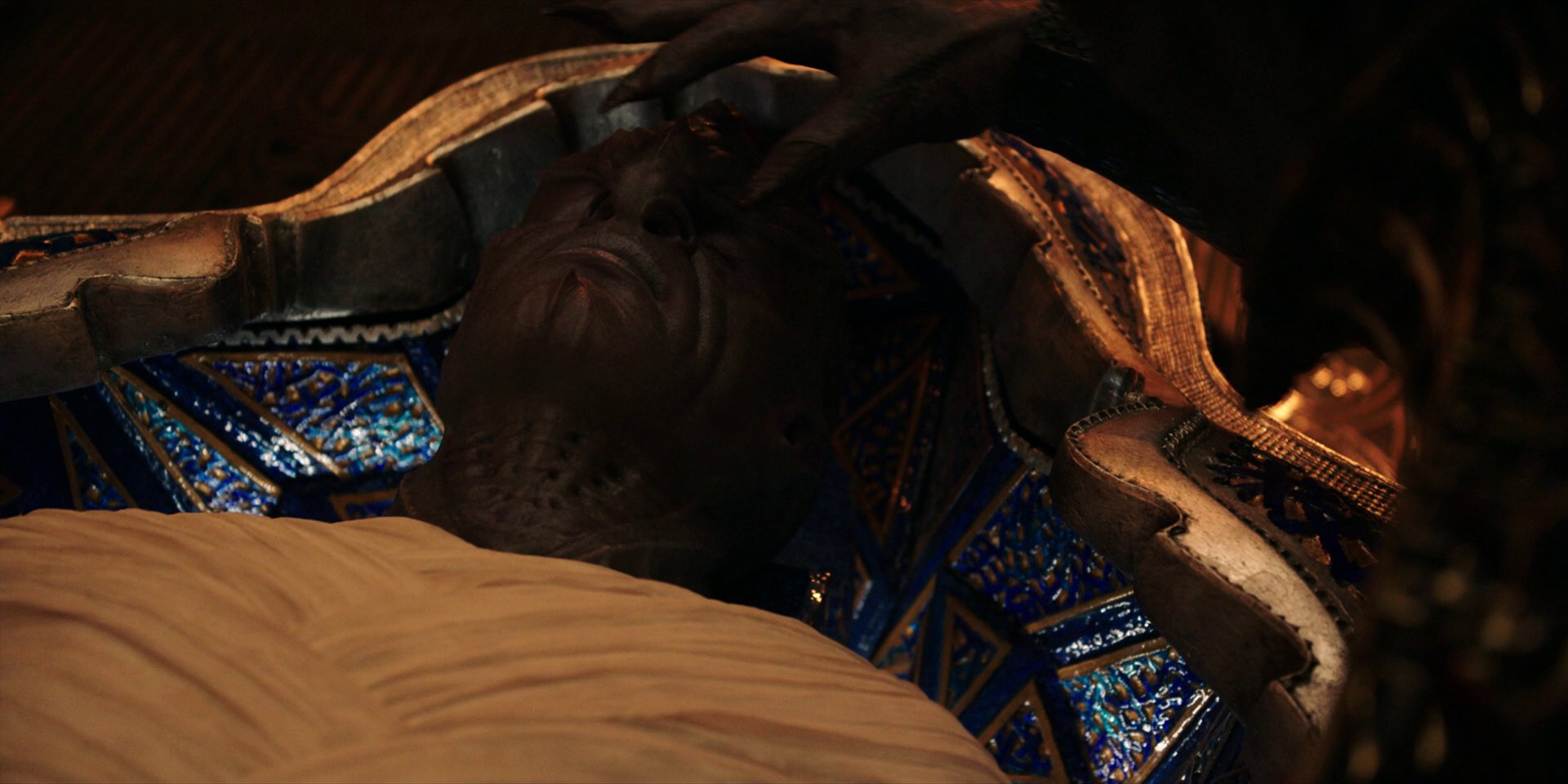 extant_StarTrekDiscovery_1x01-AVulcanHello_1984.jpg