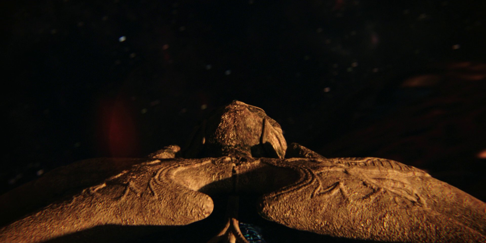 extant_StarTrekDiscovery_1x01-AVulcanHello_2104.jpg