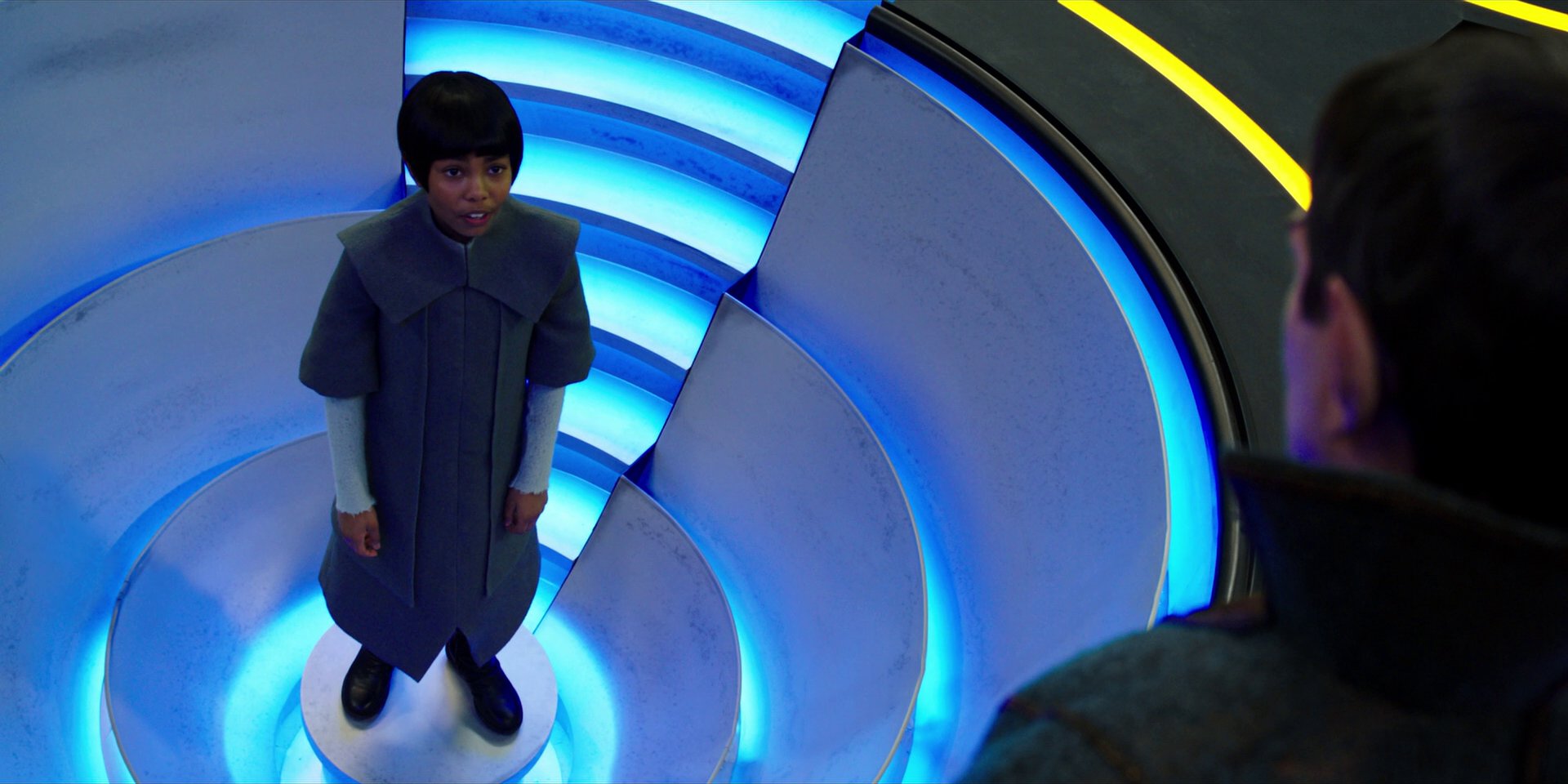extant_StarTrekDiscovery_1x01-AVulcanHello_2282.jpg