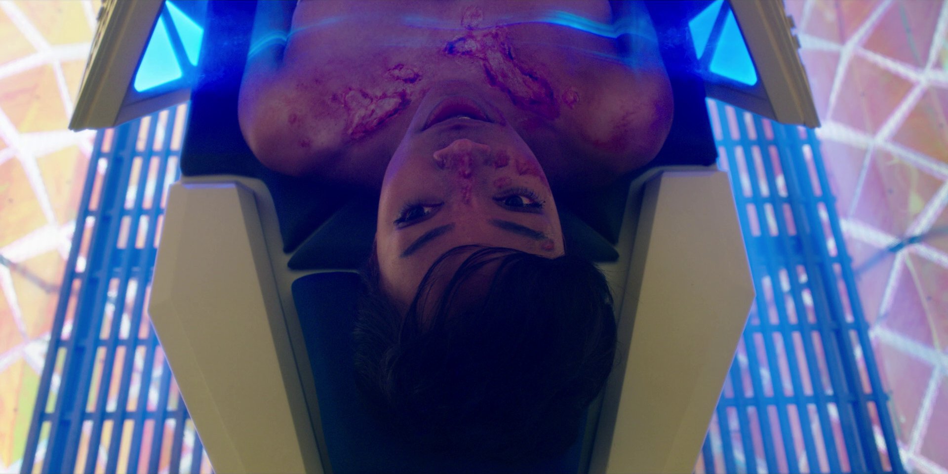 extant_StarTrekDiscovery_1x01-AVulcanHello_2340.jpg