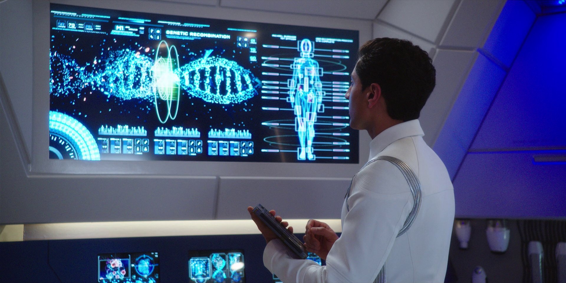 extant_StarTrekDiscovery_1x01-AVulcanHello_2362.jpg