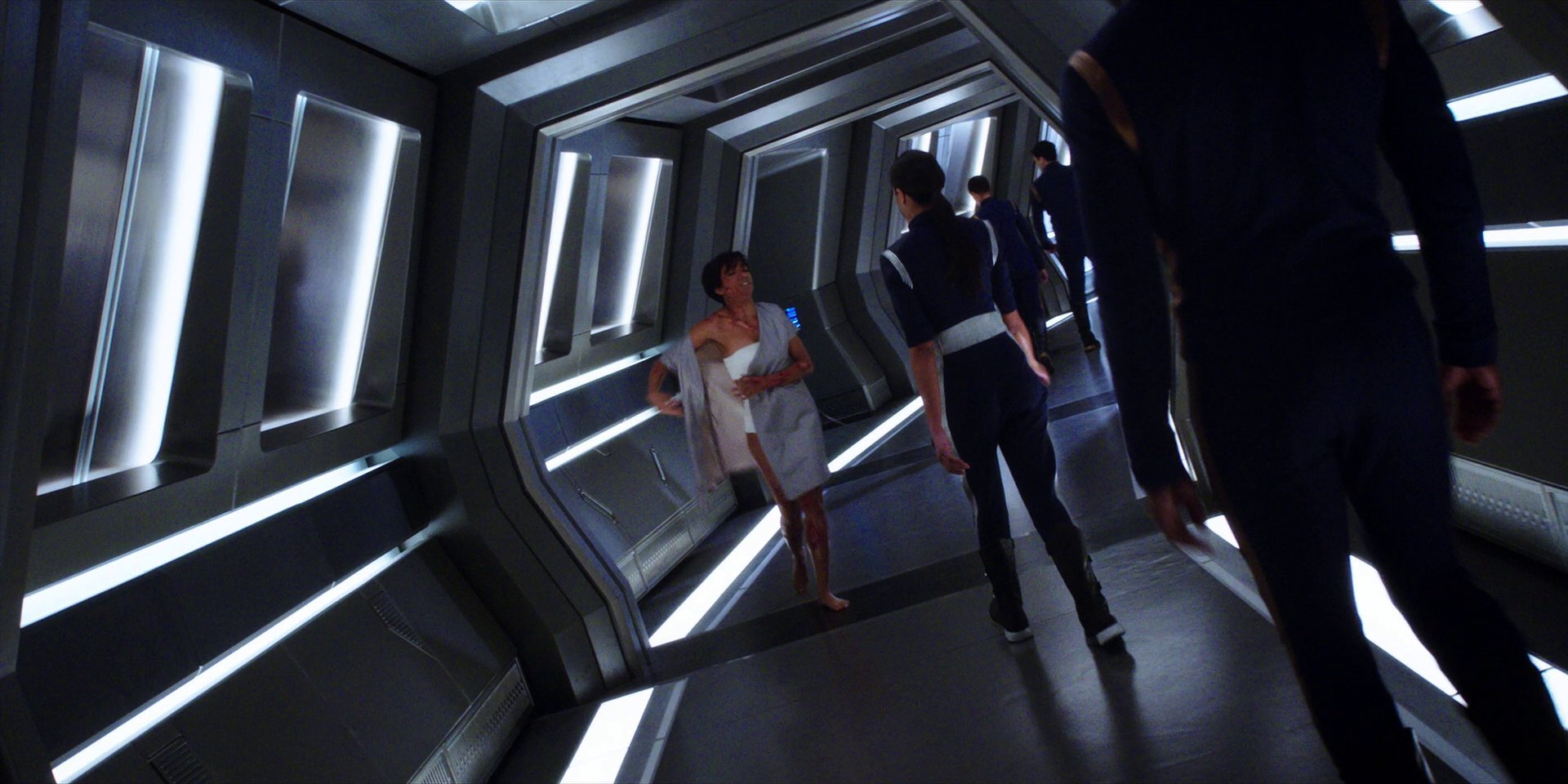 extant_StarTrekDiscovery_1x01-AVulcanHello_2385.jpg