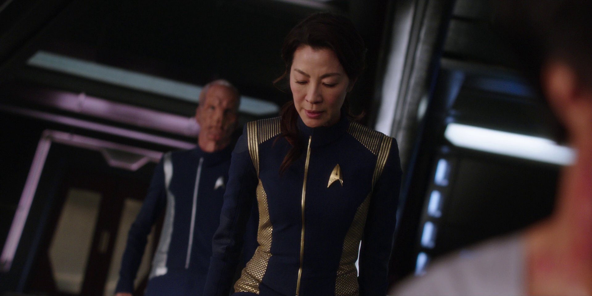 extant_StarTrekDiscovery_1x01-AVulcanHello_2439.jpg