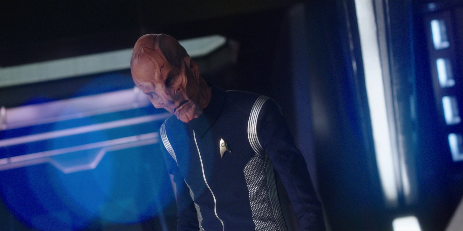 extant_StarTrekDiscovery_1x01-AVulcanHello_2452.jpg