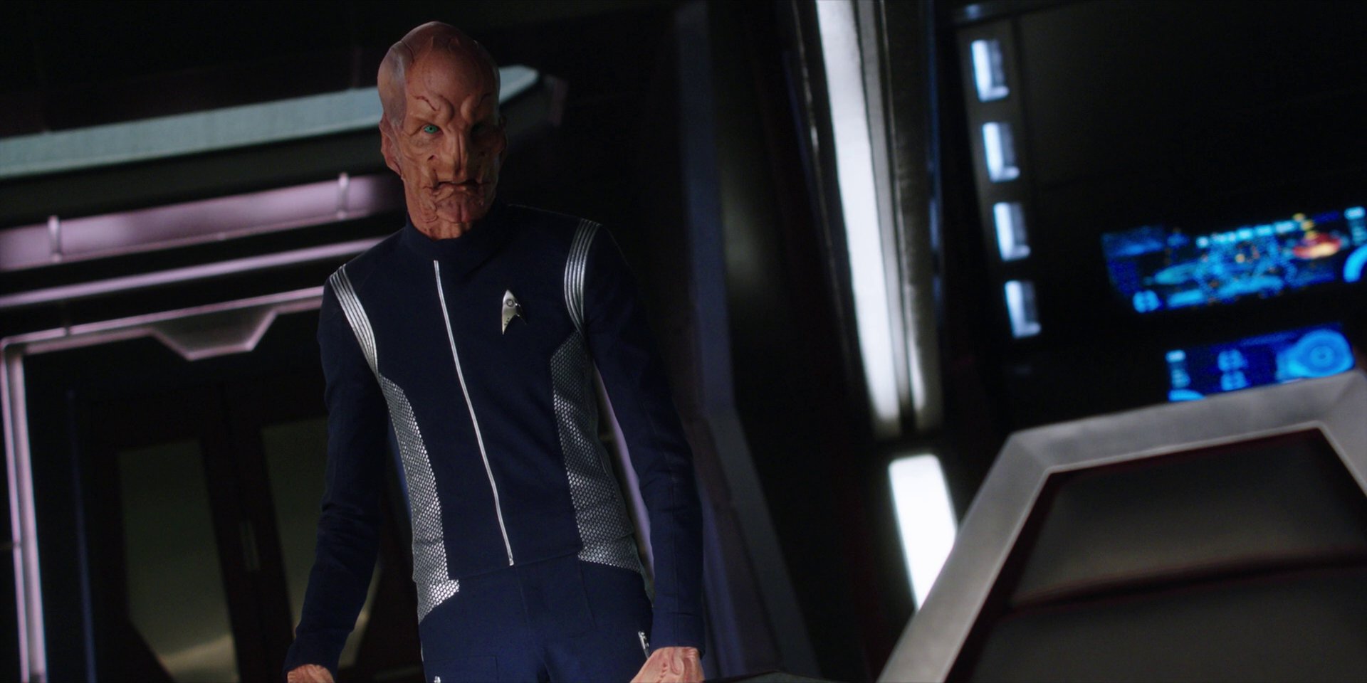 extant_StarTrekDiscovery_1x01-AVulcanHello_2463.jpg