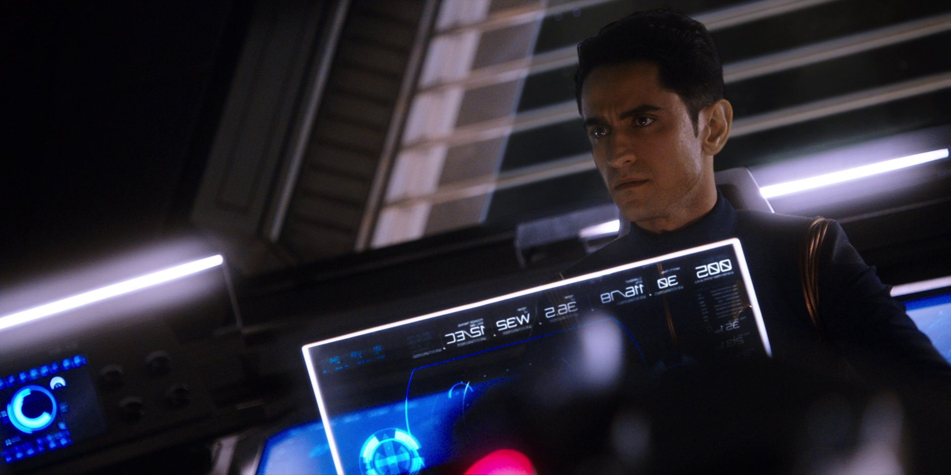 extant_StarTrekDiscovery_1x01-AVulcanHello_2474.jpg