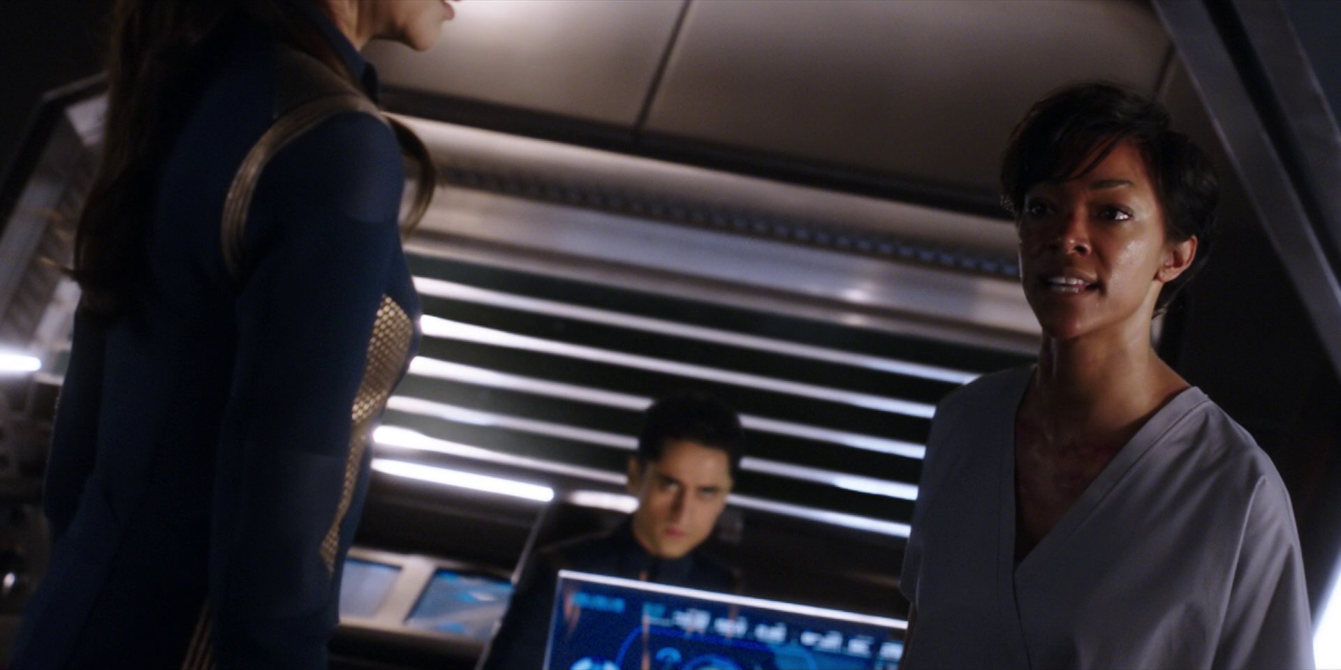 extant_StarTrekDiscovery_1x01-AVulcanHello_2484.jpg