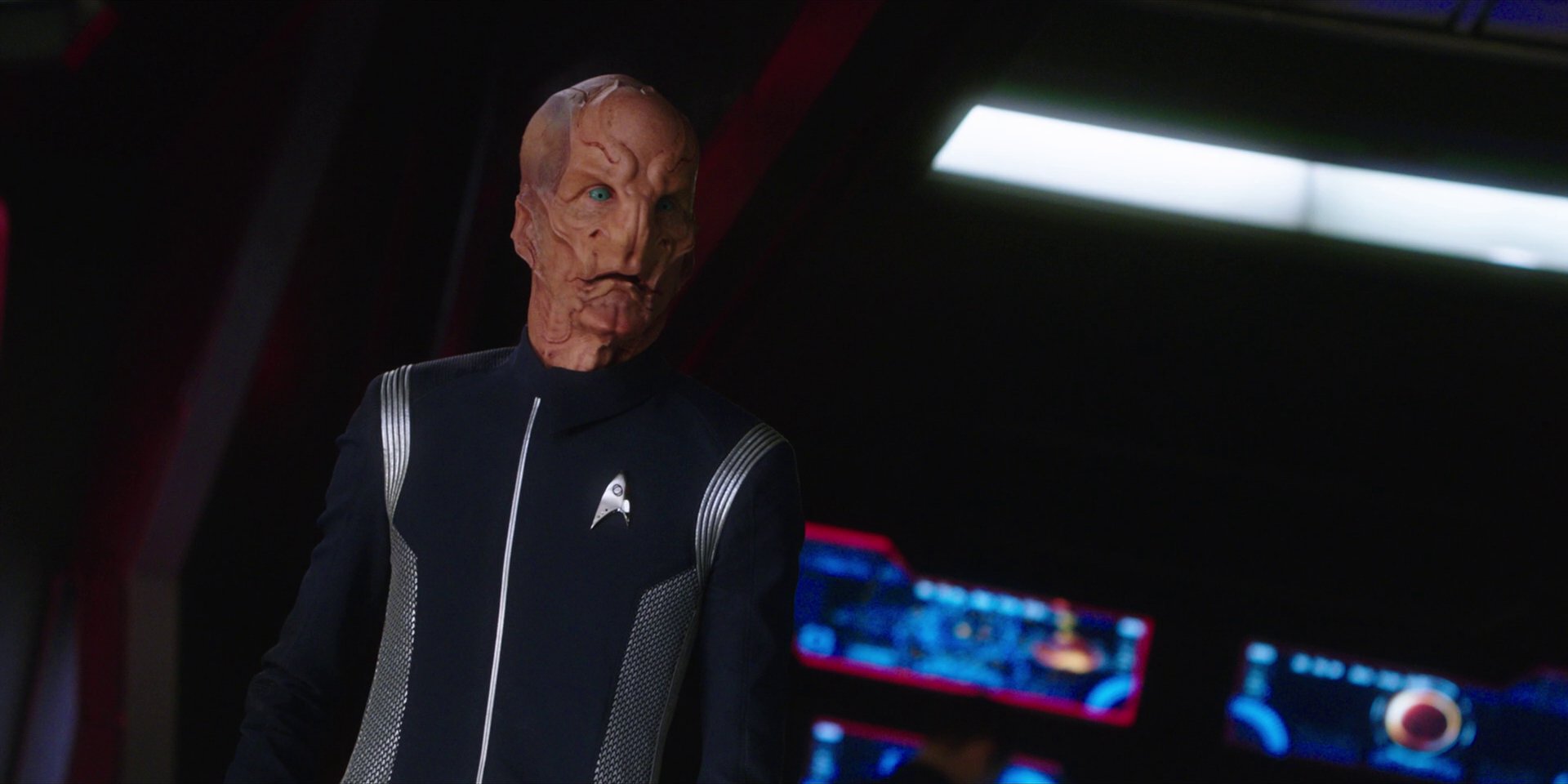 extant_StarTrekDiscovery_1x01-AVulcanHello_2507.jpg
