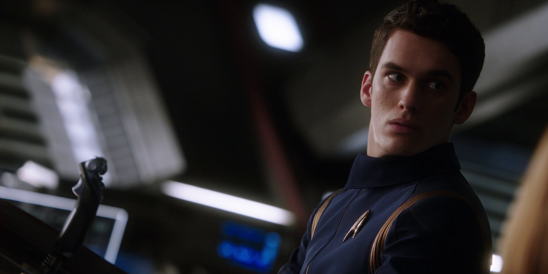 extant_StarTrekDiscovery_1x01-AVulcanHello_2538.jpg
