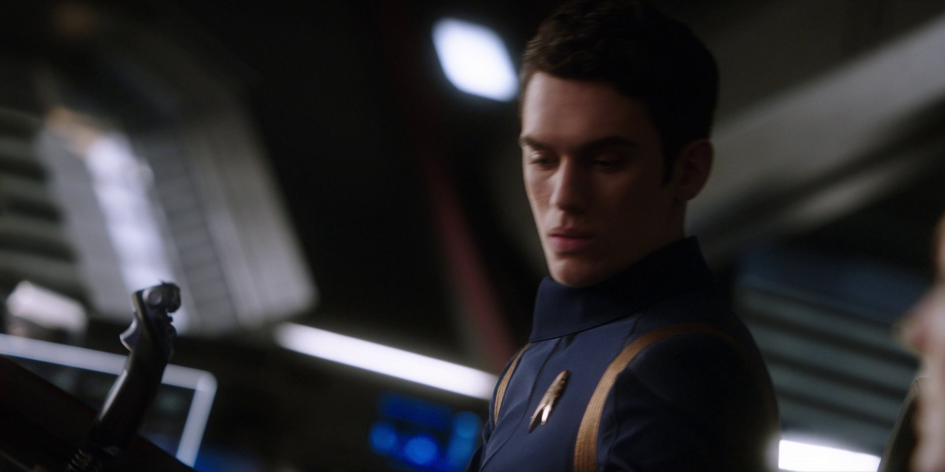 extant_StarTrekDiscovery_1x01-AVulcanHello_2540.jpg