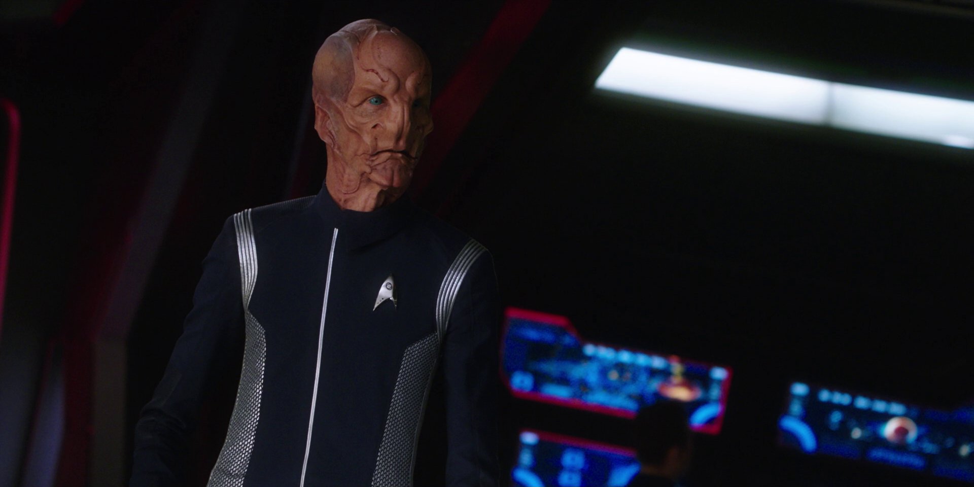 extant_StarTrekDiscovery_1x01-AVulcanHello_2567.jpg