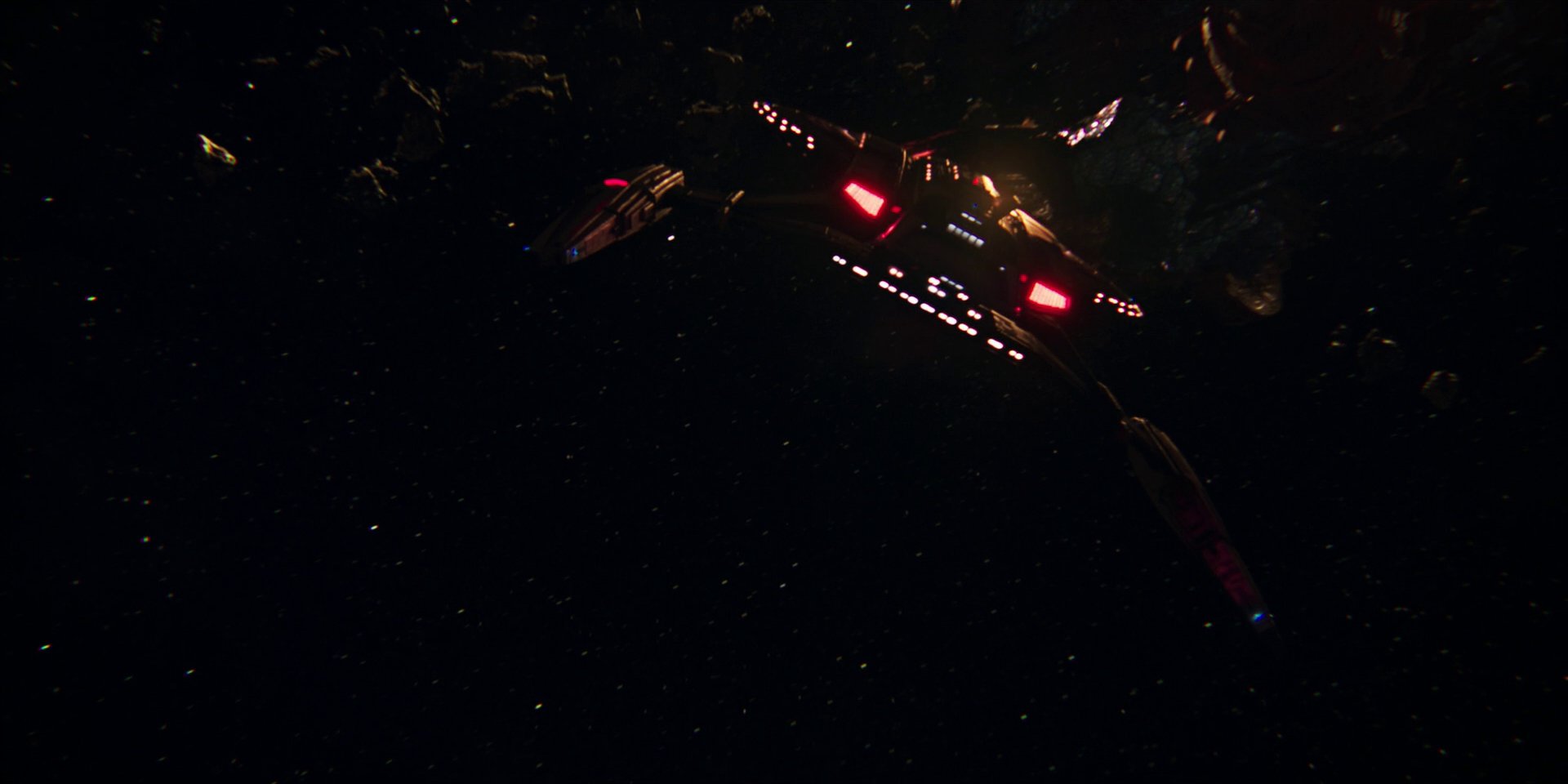 extant_StarTrekDiscovery_1x01-AVulcanHello_2703.jpg