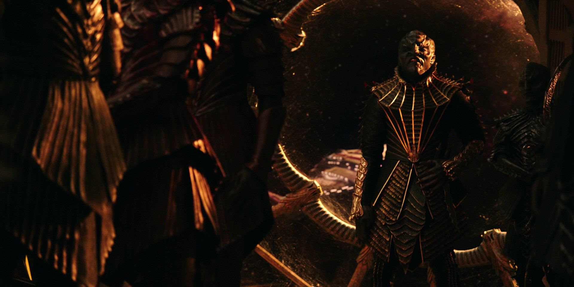 extant_StarTrekDiscovery_1x01-AVulcanHello_2750.jpg