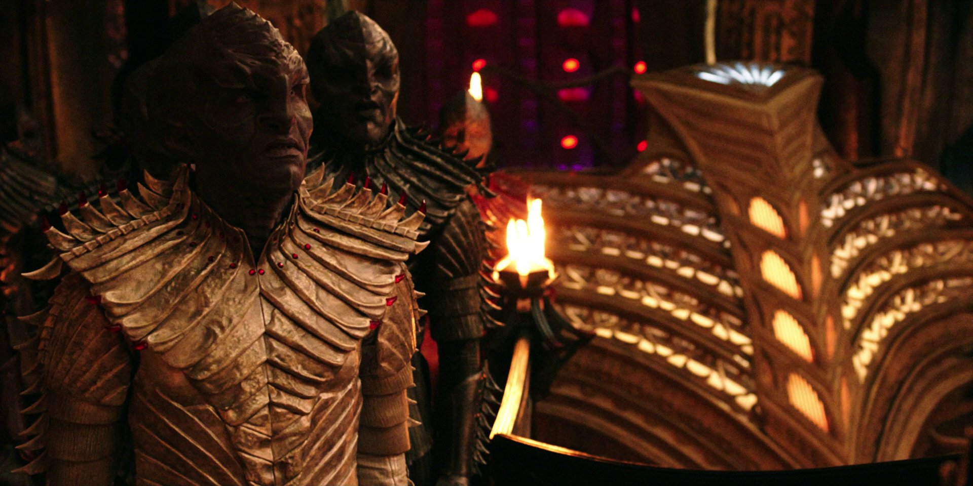 extant_StarTrekDiscovery_1x01-AVulcanHello_2801.jpg