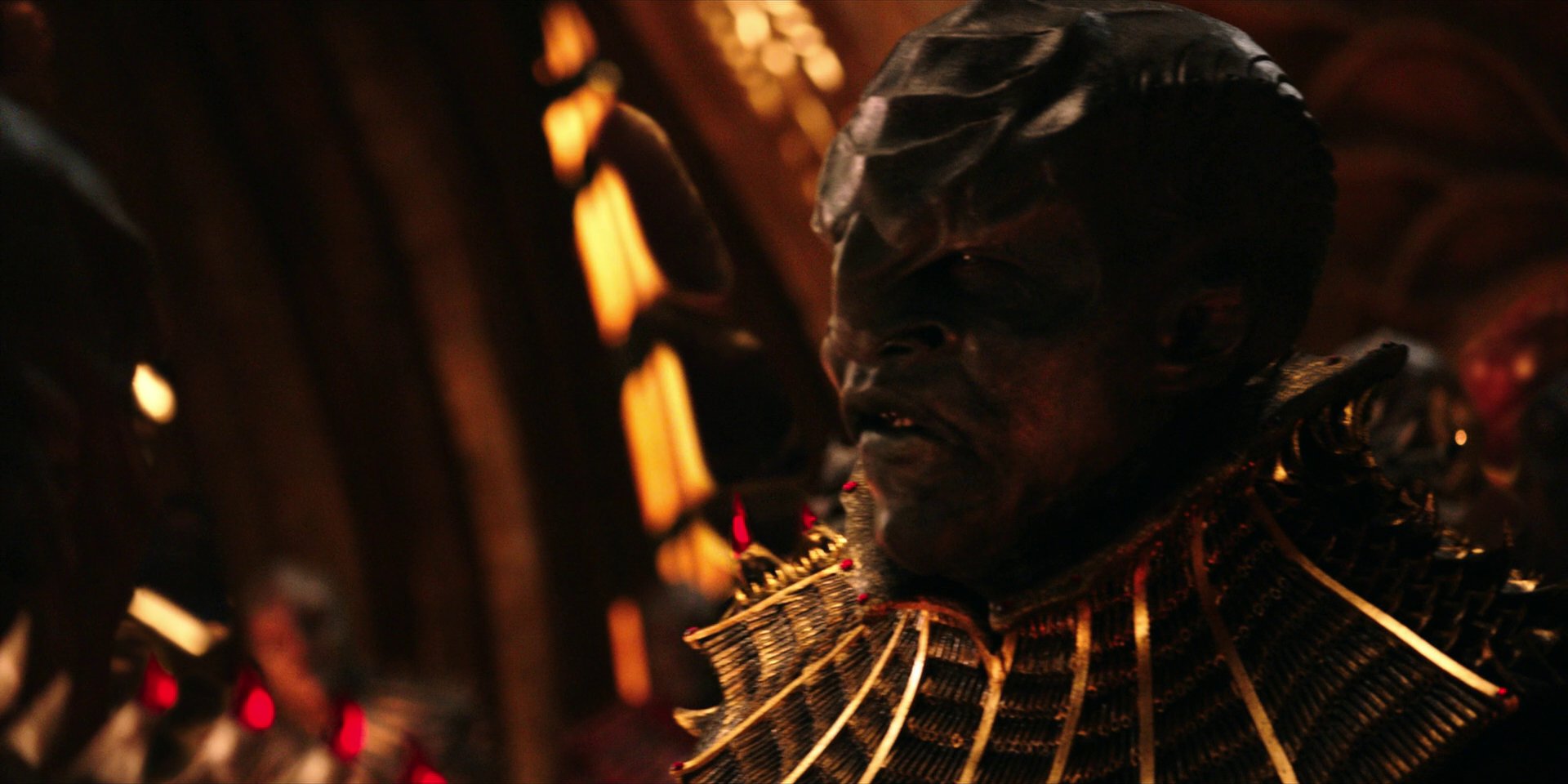 extant_StarTrekDiscovery_1x01-AVulcanHello_2810.jpg