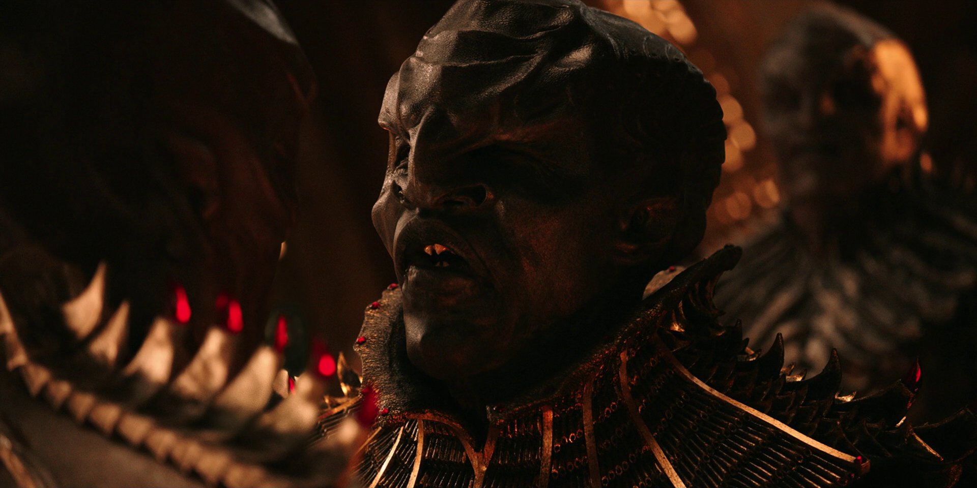 extant_StarTrekDiscovery_1x01-AVulcanHello_2821.jpg