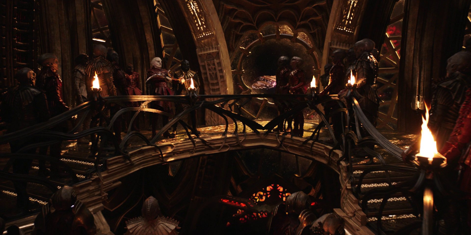 extant_StarTrekDiscovery_1x01-AVulcanHello_3074.jpg