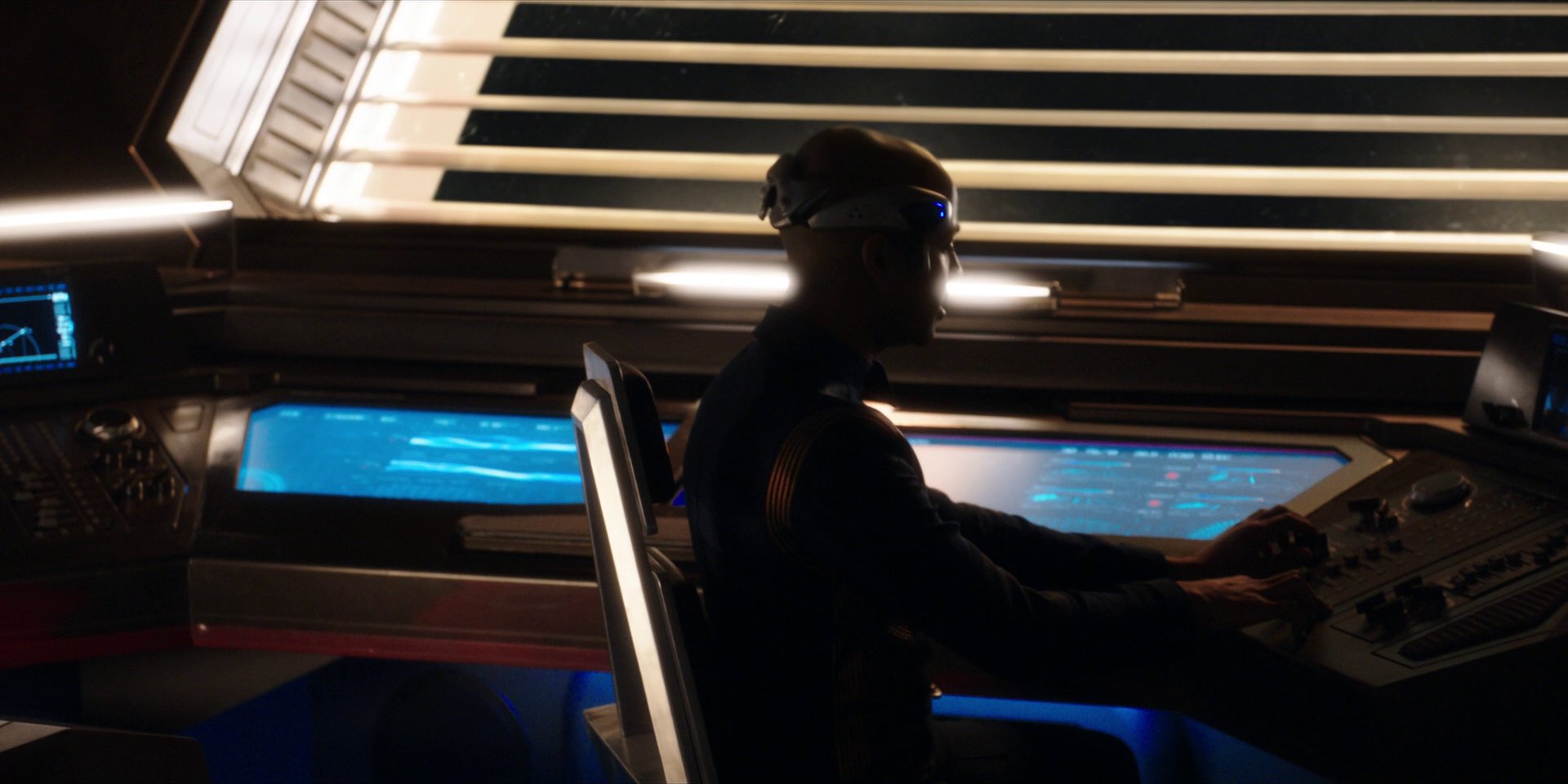 extant_StarTrekDiscovery_1x01-AVulcanHello_3098.jpg