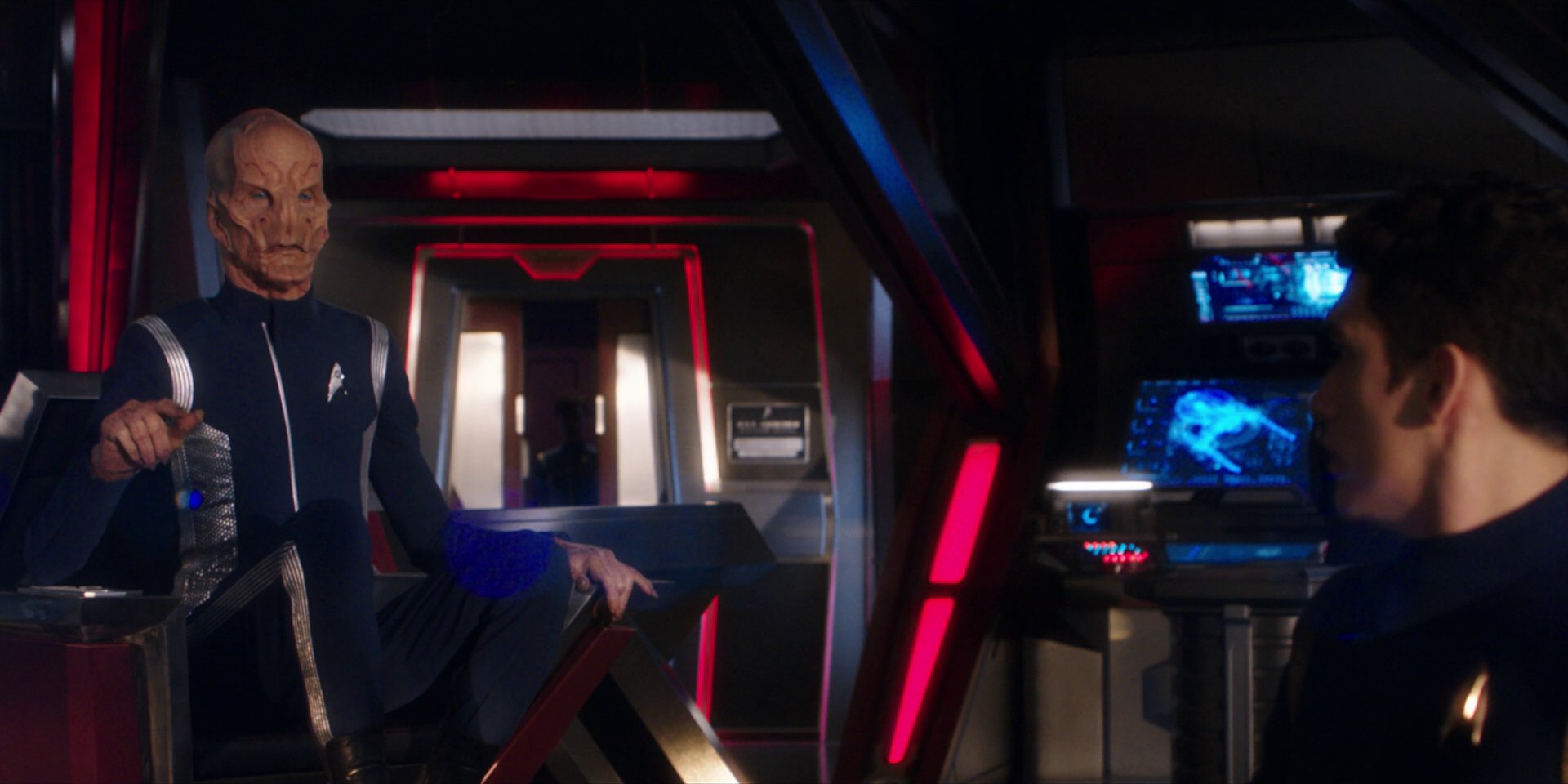 extant_StarTrekDiscovery_1x01-AVulcanHello_3111.jpg