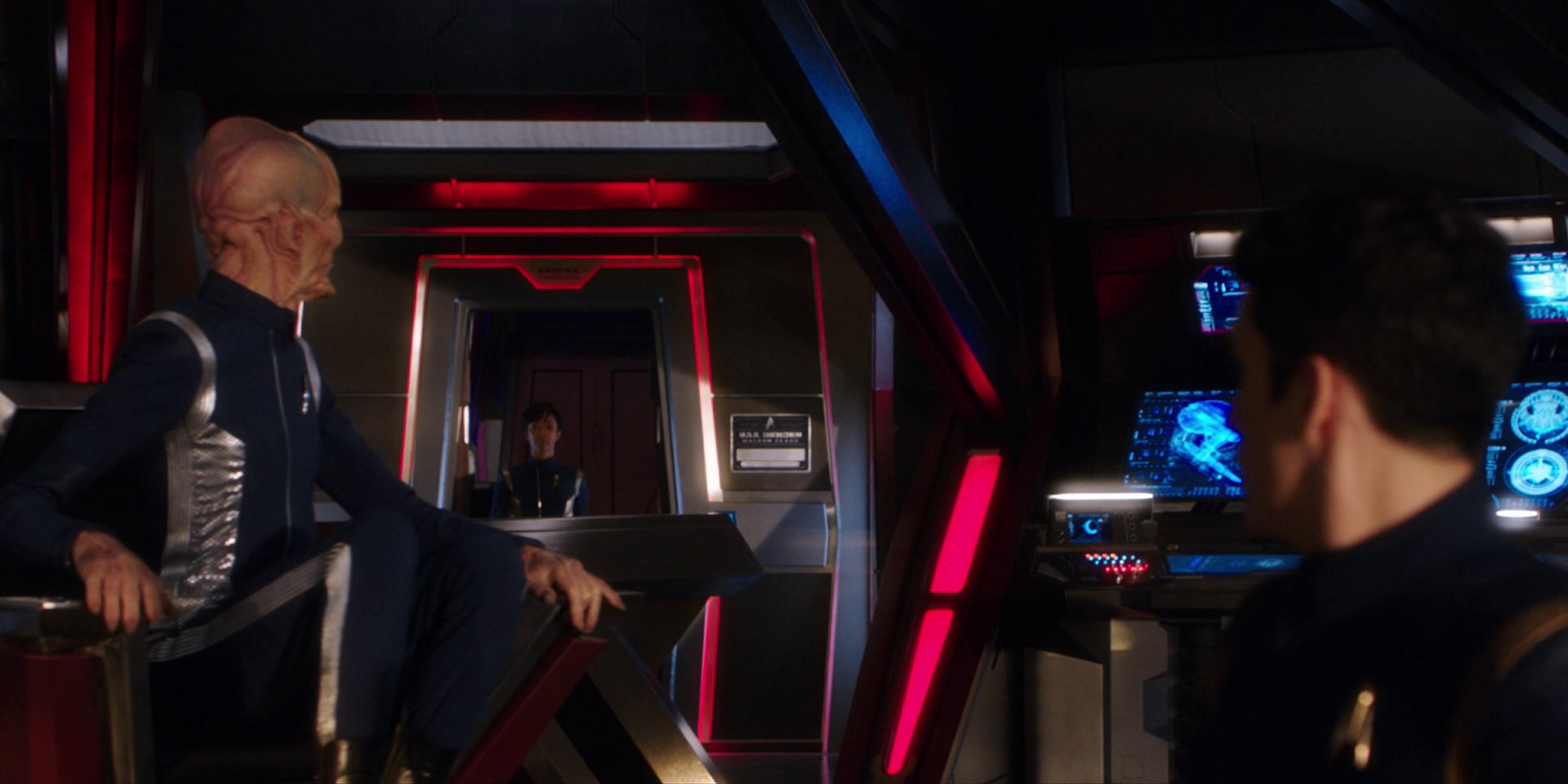 extant_StarTrekDiscovery_1x01-AVulcanHello_3114.jpg