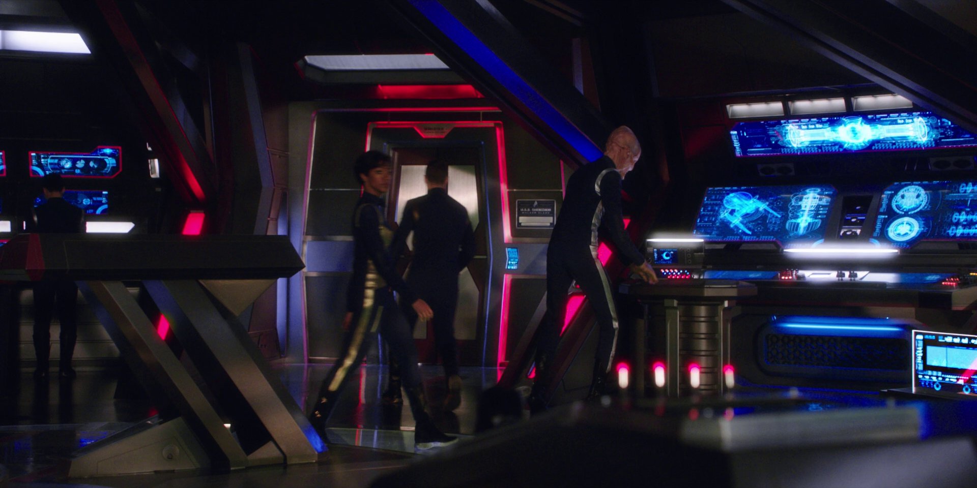 extant_StarTrekDiscovery_1x01-AVulcanHello_3128.jpg