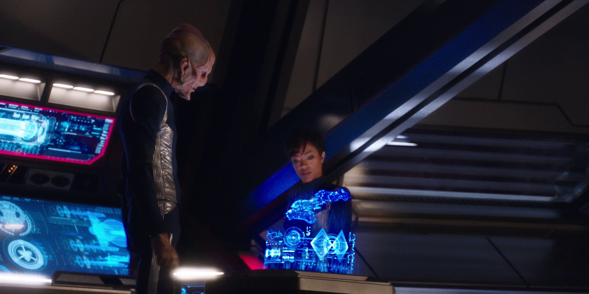 extant_StarTrekDiscovery_1x01-AVulcanHello_3147.jpg