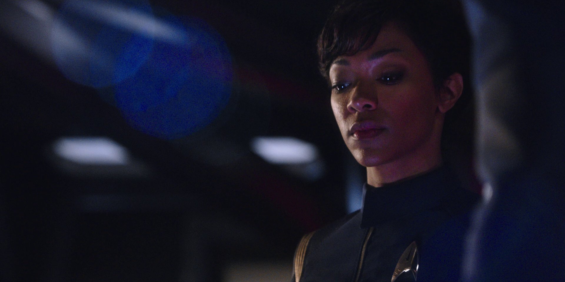 extant_StarTrekDiscovery_1x01-AVulcanHello_3202.jpg