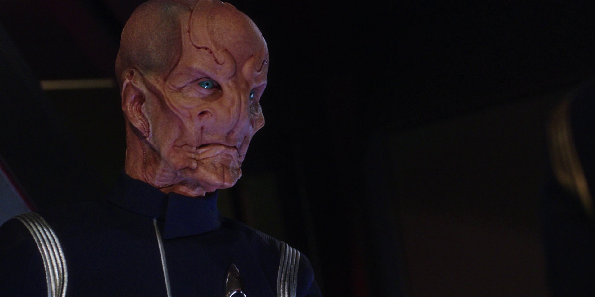 extant_StarTrekDiscovery_1x01-AVulcanHello_3221.jpg