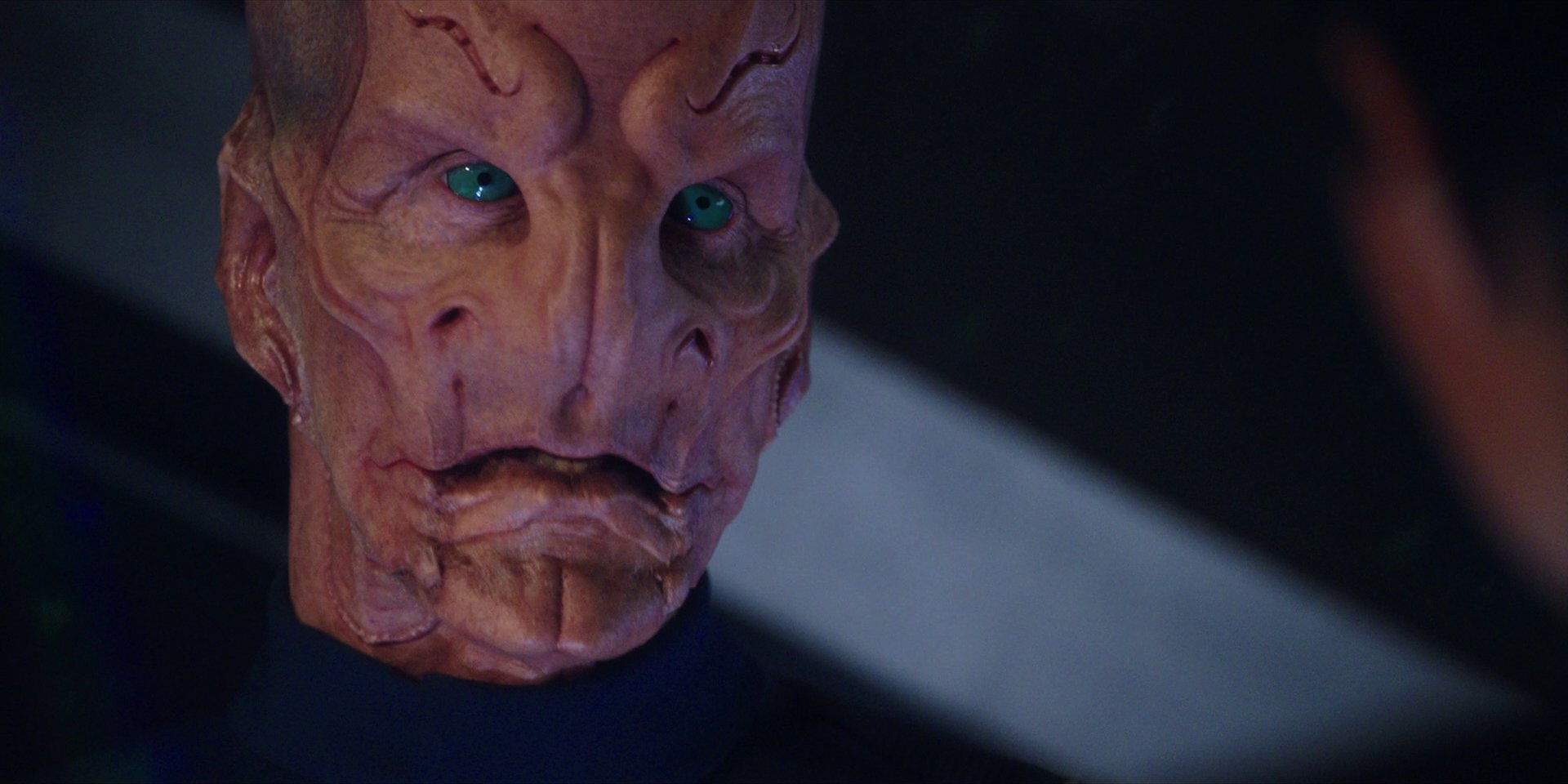 extant_StarTrekDiscovery_1x01-AVulcanHello_3258.jpg