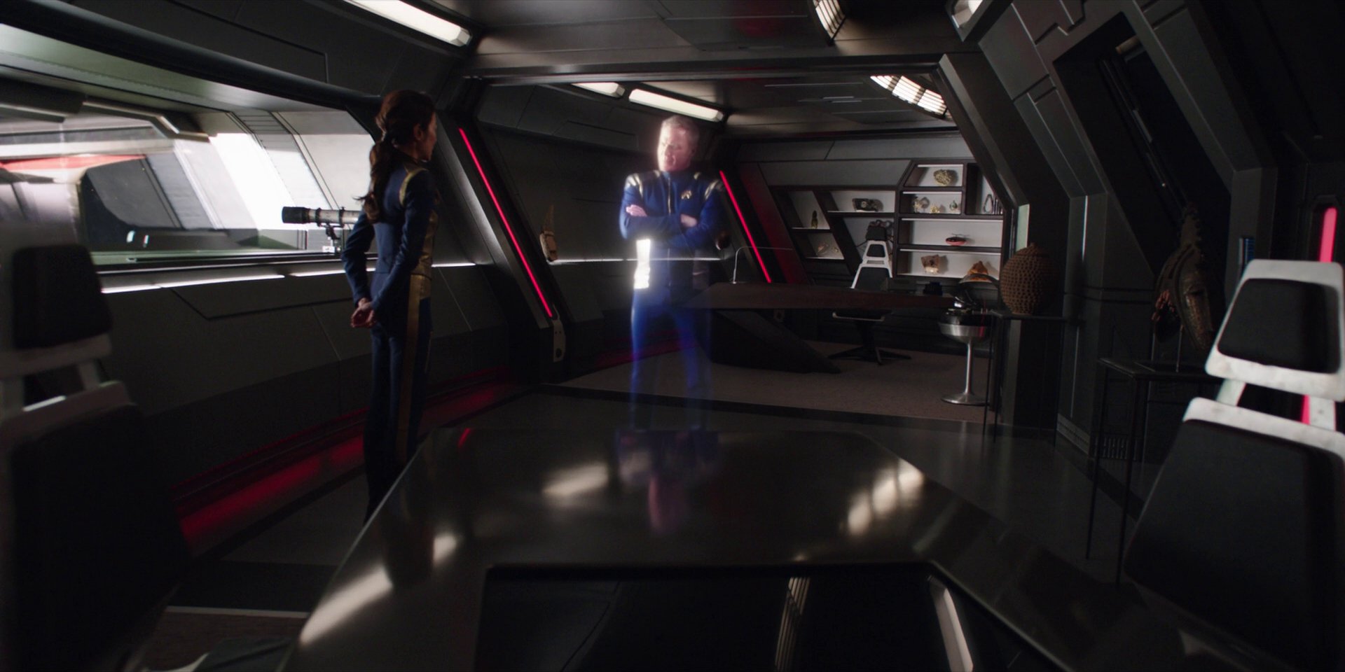 extant_StarTrekDiscovery_1x01-AVulcanHello_3290.jpg