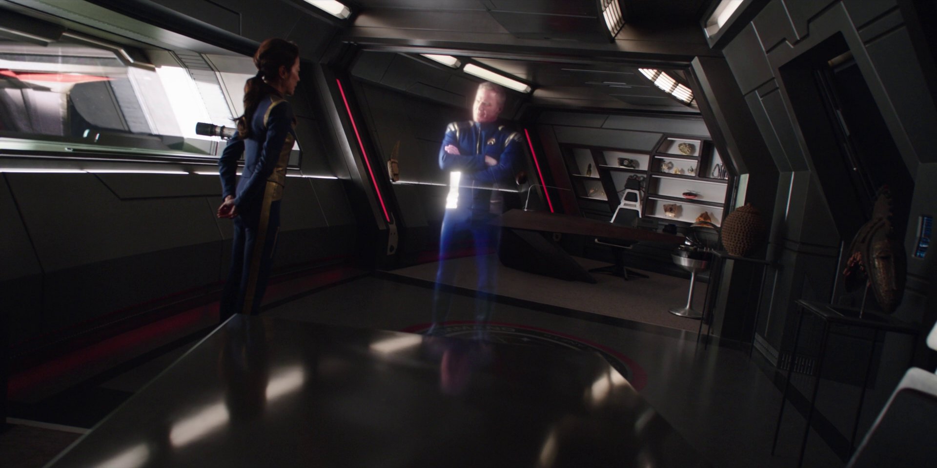 extant_StarTrekDiscovery_1x01-AVulcanHello_3292.jpg