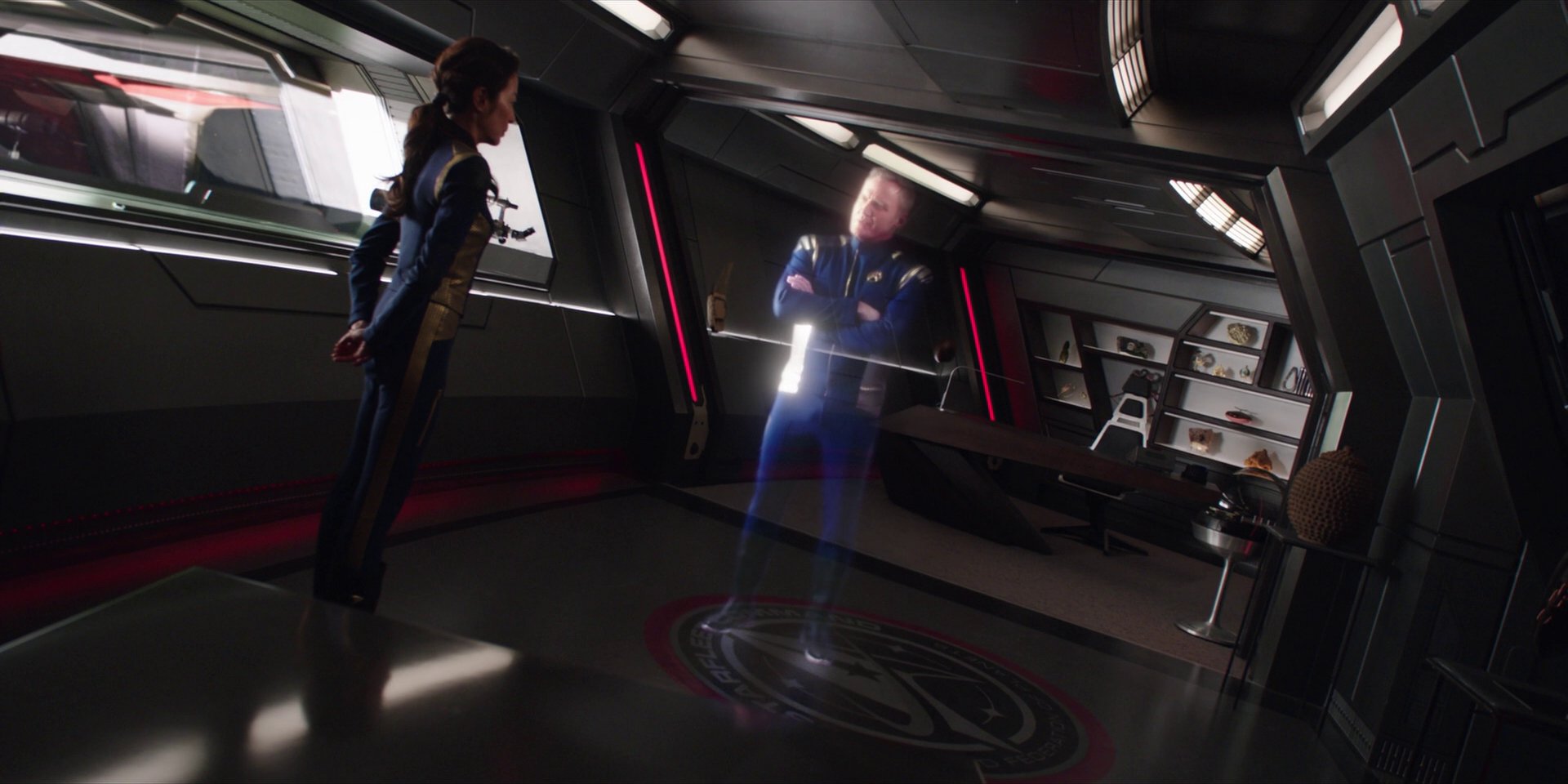 extant_StarTrekDiscovery_1x01-AVulcanHello_3295.jpg