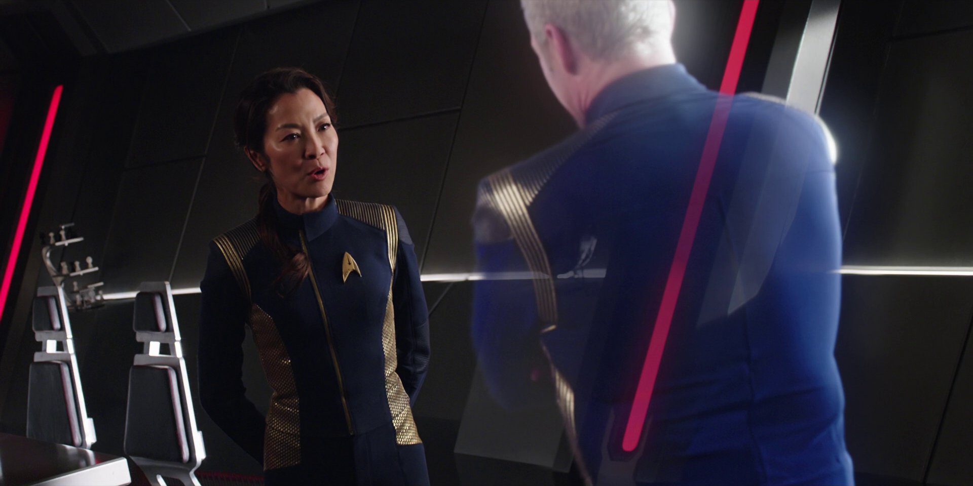 extant_StarTrekDiscovery_1x01-AVulcanHello_3298.jpg