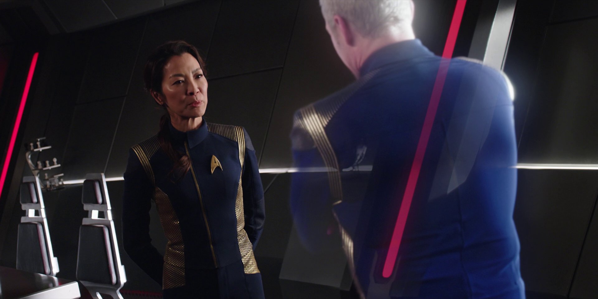 extant_StarTrekDiscovery_1x01-AVulcanHello_3299.jpg