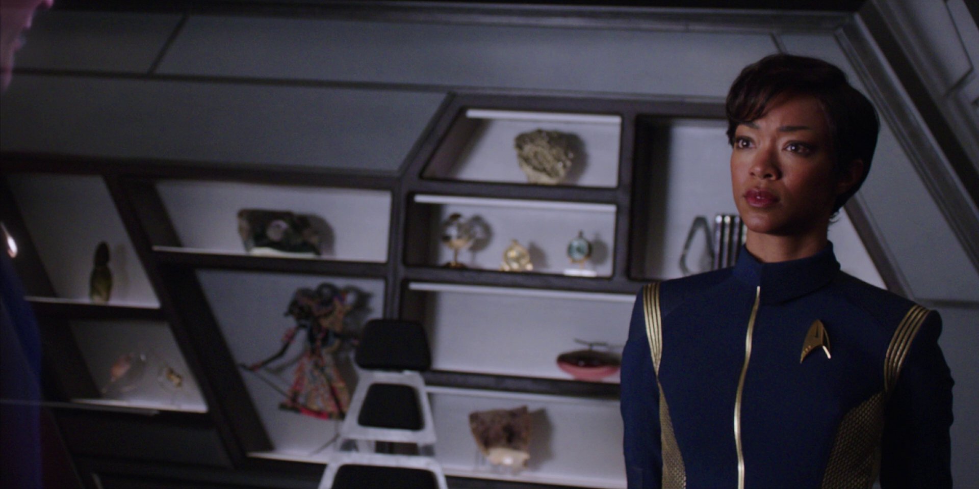 extant_StarTrekDiscovery_1x01-AVulcanHello_3329.jpg